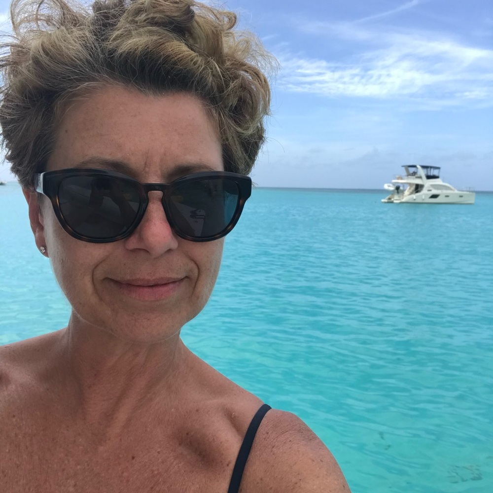 Meet your Posher, Alyson